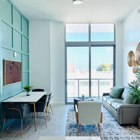 Sleek 2Bd 2Ba Condo In Miami Design District Exterior photo